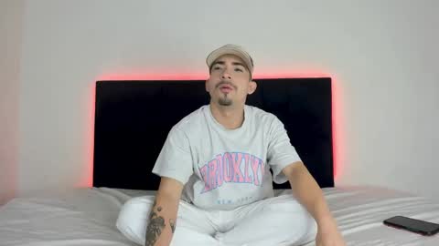 Snapshot of dalejandrov chatting on 11, 2, 2025     online show from 11, 2, 2025