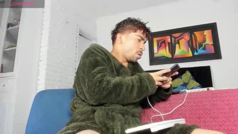 Snapshot of dalejandrov chatting on 5, 10, 2025     online show from 5, 10, 2025