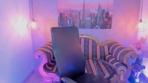 Snapshot of dali_collin chatting on 27, 11, 2025 dali_collin online show from 27, 11, 2025