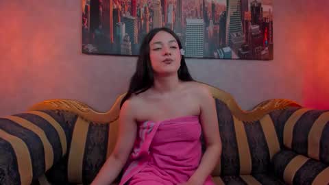 Snapshot of dali_collin chatting on 5, 12, 2025 dali_collin online show from 5, 12, 2025