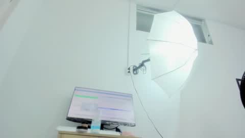  Ren  online show from 9, 11, 2025