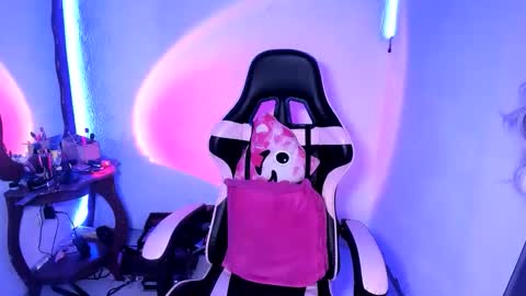 Dalia April online show from 13, 3, 2026