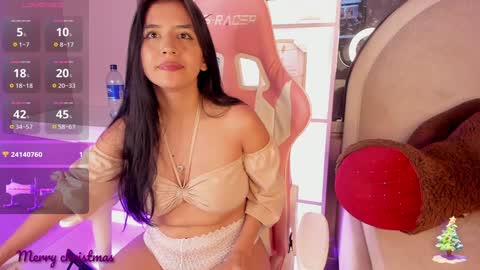 leila williams online show from 1, 1, 2025