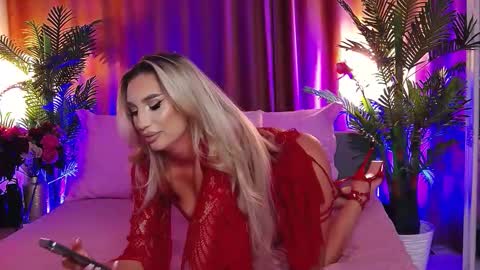 DalidaSelena online show from 12, 2, 2026