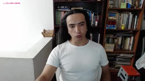 Snapshot of daliygala chatting on 27, 12, 2024 JamesDali online show from 27, 12, 2024