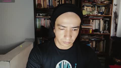 Snapshot of daliygala chatting on 12, 10, 2025 JamesDali online show from 12, 10, 2025