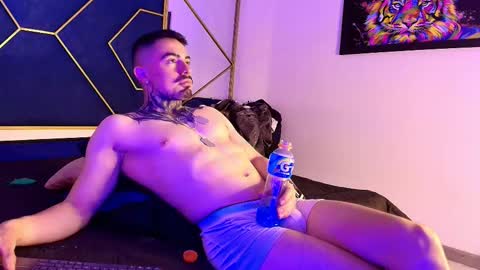 Dallas whitee online show from 22, 3, 2026