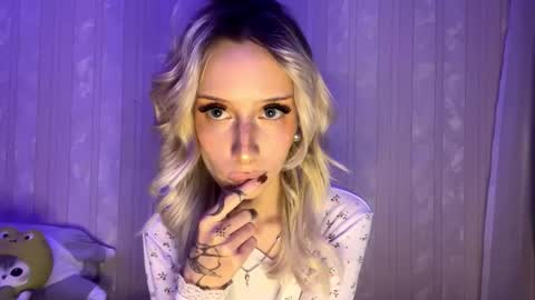 dallaspember online show from 15, 12, 2025