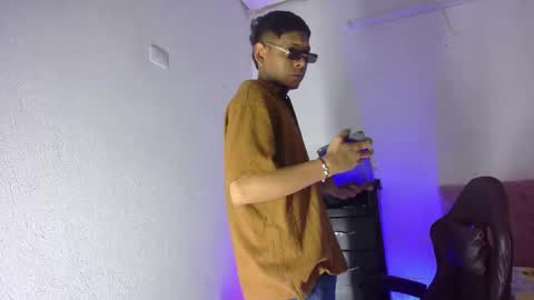 damar_felipe online show from 11, 1, 2026