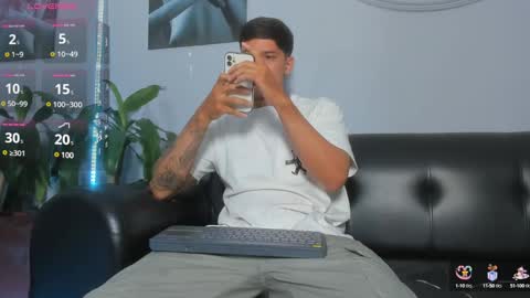 DAMIAN online show from 8, 2, 2025