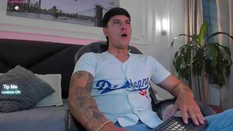 DAMIAN online show from 8, 4, 2026