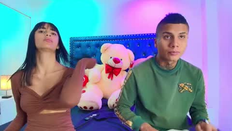 DAMIAN AND ROXANNE.  online show from 17, 10, 2025