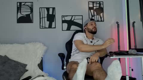 Snapshot of damian_buck chatting on 24, 3, 2026 Jaxon online show from 24, 3, 2026