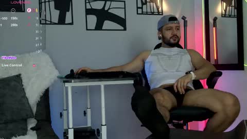 Snapshot of damian_buck chatting on 1, 4, 2026 Jaxon online show from 1, 4, 2026