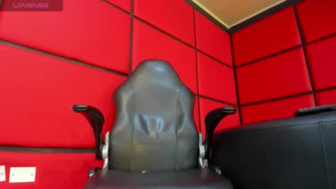 Snapshot of damian_bulls chatting on 8, 2, 2026 ---Damian--- online show from 8, 2, 2026