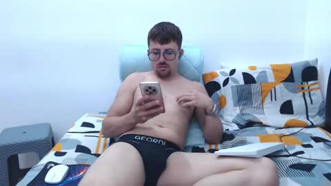 Snapshot of damian_redhot chatting on 7, 3, 2025 D A M I A N online show from 7, 3, 2025