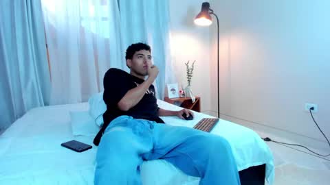 Damian online show from 1, 6, 2026