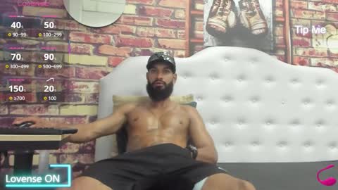 Snapshot of damian_shakur chatting on 13, 1, 2026 damian_shakur online show from 13, 1, 2026