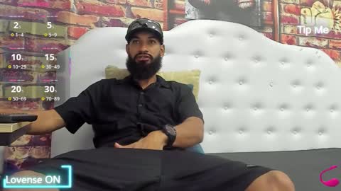Snapshot of damian_shakur chatting on 14, 1, 2026 damian_shakur online show from 14, 1, 2026