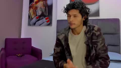 Snapshot of damian_vadim chatting on 20, 2, 2026 Damian Vadim online show from 20, 2, 2026