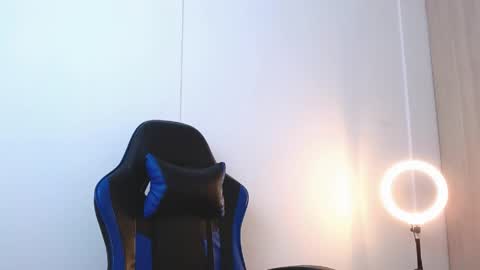 Damian Wish online show from 6, 4, 2026