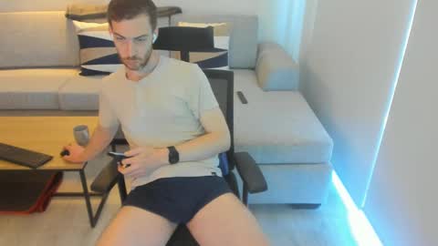Snapshot of damiano007 chatting on 16, 2, 2025 CockandLoad online show from 16, 2, 2025