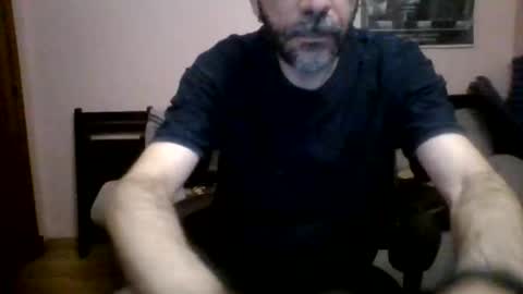Snapshot of damianour chatting on 3, 11, 2025 damianour online show from 3, 11, 2025