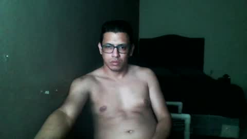 Snapshot of damnsexy0102 chatting on 18, 12, 2025 DamnSexy0102 online show from 18, 12, 2025