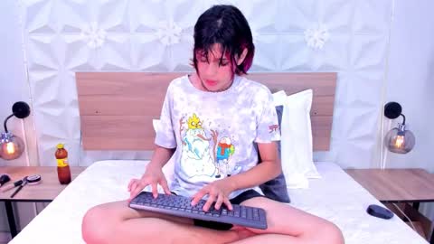 D A N online show from 5, 12, 2025