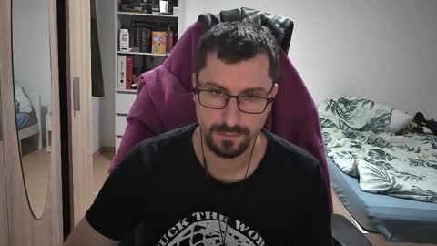 King Dan online show from 2, 11, 2025