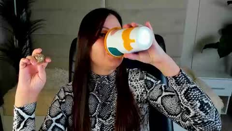 Dana Dom online show from 23, 11, 2025