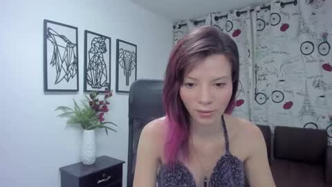 Danaa Rey online show from 19, 2, 2025