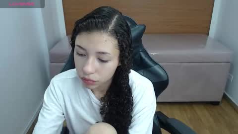 Danatella  online show from 21, 12, 2025