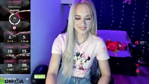 dances_queen online show from 14, 7, 2026