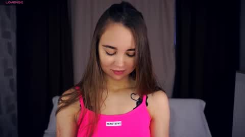 Snapshot of danetteblank chatting on 6, 11, 2025 Asha online show from 6, 11, 2025