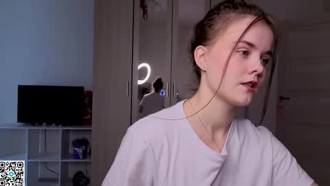 Snapshot of dangerouss_lady chatting on 14, 9, 2025 Eva online show from 14, 9, 2025