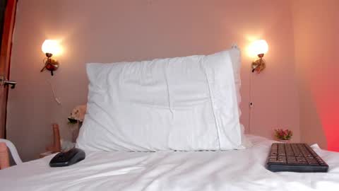 Snapshot of dani_skinny_ chatting on 26, 2, 2025 Hi I am Dani online show from 26, 2, 2025