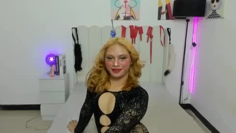 Snapshot of danica_riches chatting on 22, 7, 2026 Hello Everyone We are Danica Mia online show from 22, 7, 2026