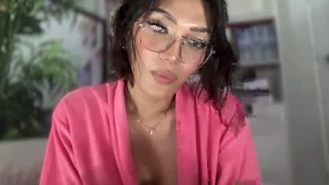 danica_walton online show from 9, 1, 2025
