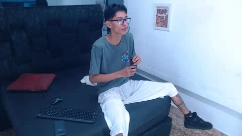 Daniel Delux  online show from 7, 10, 2025