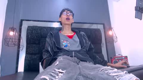 Daniel Delux  online show from 1, 12, 2025