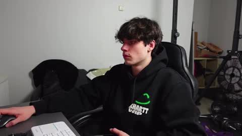 DANIEL SHAWN online show from 5, 1, 2026