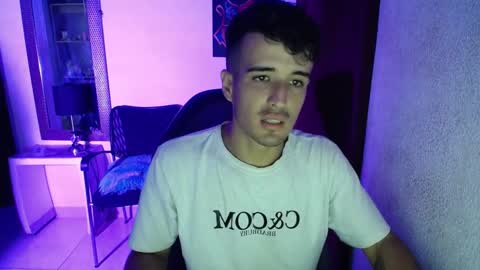 daniel_velez26 online show from 25, 11, 2025