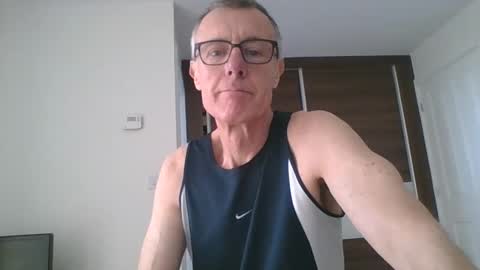 Snapshot of danielcoxone chatting on 26, 2, 2025 danielcoxone online show from 26, 2, 2025