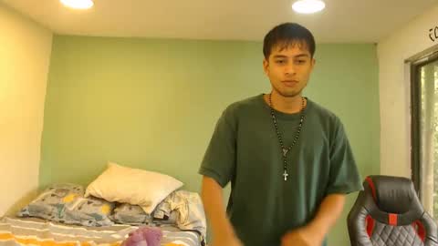 danielitopapii online show from 15, 4, 2026