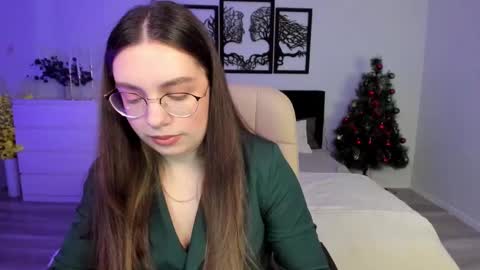 Daniella online show from 17, 12, 2024