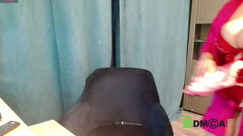 JessicaWhite online show from 12, 12, 2024