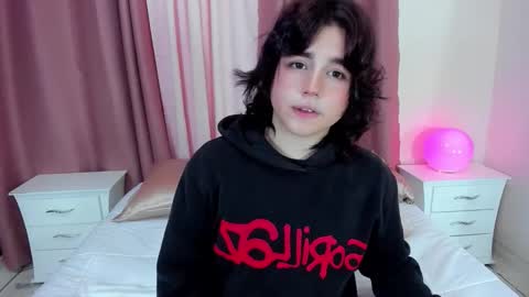 Danielle  online show from 1, 12, 2025