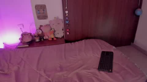 Snapshot of danii_boobs chatting on 15, 10, 2025 danii_boobs online show from 15, 10, 2025