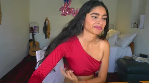Snapshot of daniisla chatting on 15, 5, 2026 danalle .. online show from 15, 5, 2026